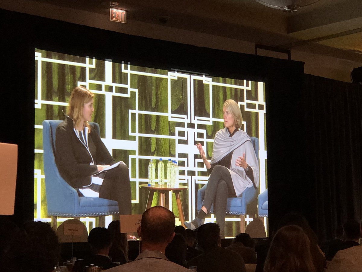 ericlwan's tweet photo. Loving this conversation about leadership in business by @LandOLakesIncβs CEO @BethFordLOL. Super inspiring. #ROMBA2018 https://t.co/8ukf32fHGf
