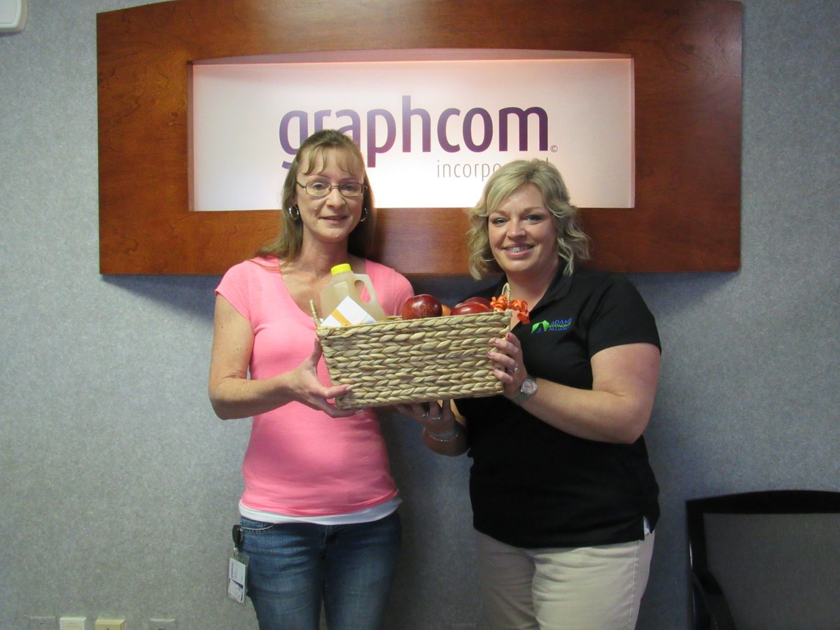 AdamsAlliance's tweet image. Manufacturing is one of Adams Co’s top 3 industries (with Ag &amp;amp; Tourism). Recognizing the tremendous impact on our workforce &amp;amp; economy, we visited &amp;amp; thanked area leaders including award-winning marketing firm, printer &amp;amp; sign-maker @graphcominc 
#MFGDay18 #MadeinPA #IMakeInPA