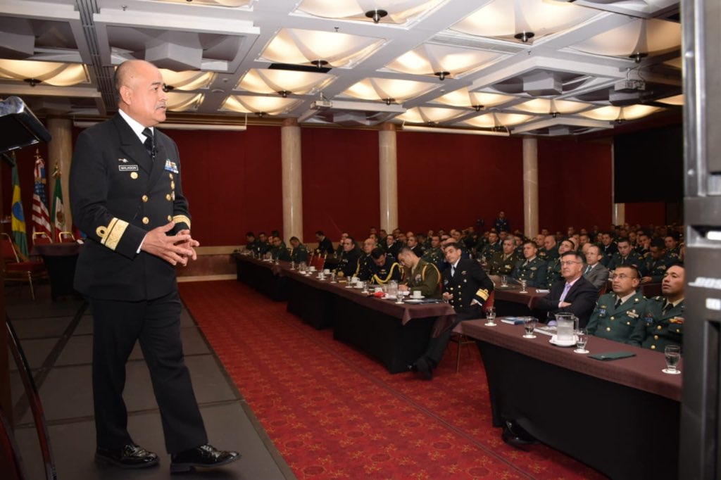 EsdegCol's tweet image. Con la participación de destacados conferencistas extranjeros invitados culmina con éxito Seminario Internacional de #PoderMarítimo Un espacio académico para ofrecer a los alumnos #CEM2018 una visión más amplia d la importancia del mar como factor de seguridad y desarrollo global