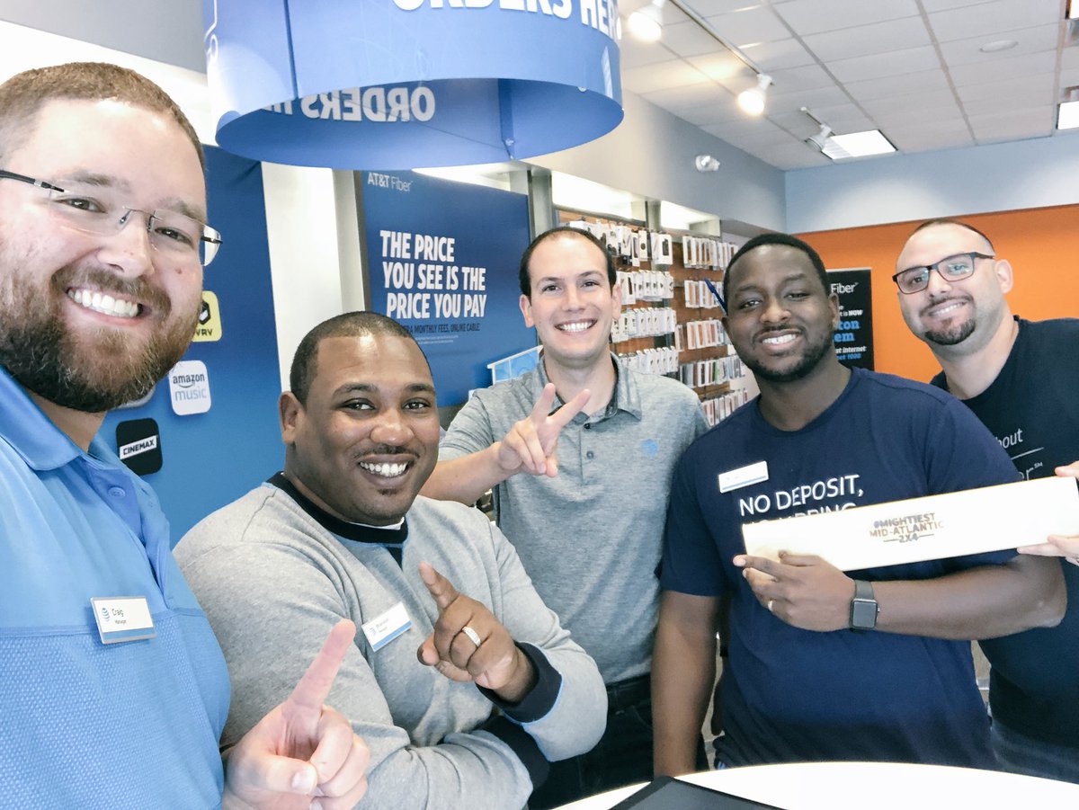 The Award-Winning Team Summit Point showing off their 2x12 today! Cam and Jesus are on FIRE!!!@MrNextLevelATT <a href="/CraigStockASM/">Craig Stock</a> <a href="/AdamMRagab/">Adam M. Ragab</a> <a href="/404girl/">Betsy Francis</a>  #Notorious336 #MidAtanticTAKEOVER #bethebest