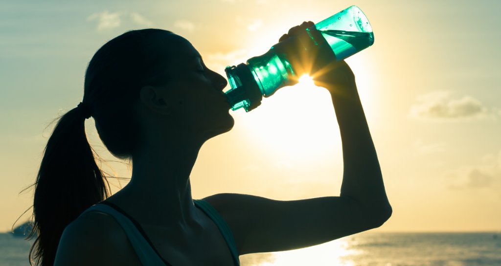 The evidence confirms that drinking more water can, in fact, help curb #UTIs. ms.spr.ly/6012r7pvo