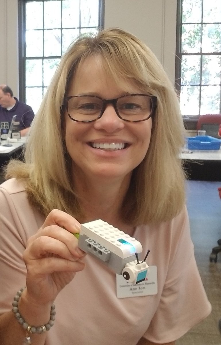 Mary Headrick tweet media