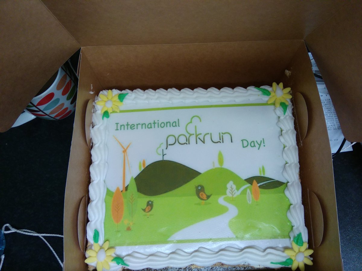Dundalkparkrun's tweet photo. Anyone for cake? You have to volunteer or run to earn a piece. Thanks to @TheHomeBakery_ for another amazing cake. #Happybirthdayparkrun #loveparkrun #lovevolunteers https://t.co/zT8LyJaC0t