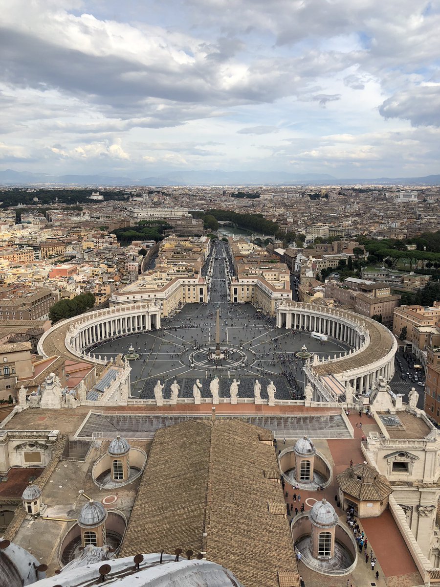 anastasiacorio's tweet photo. 1st stop highlights #italiantour2018 🇮🇹 https://t.co/VvTBtlfJz7