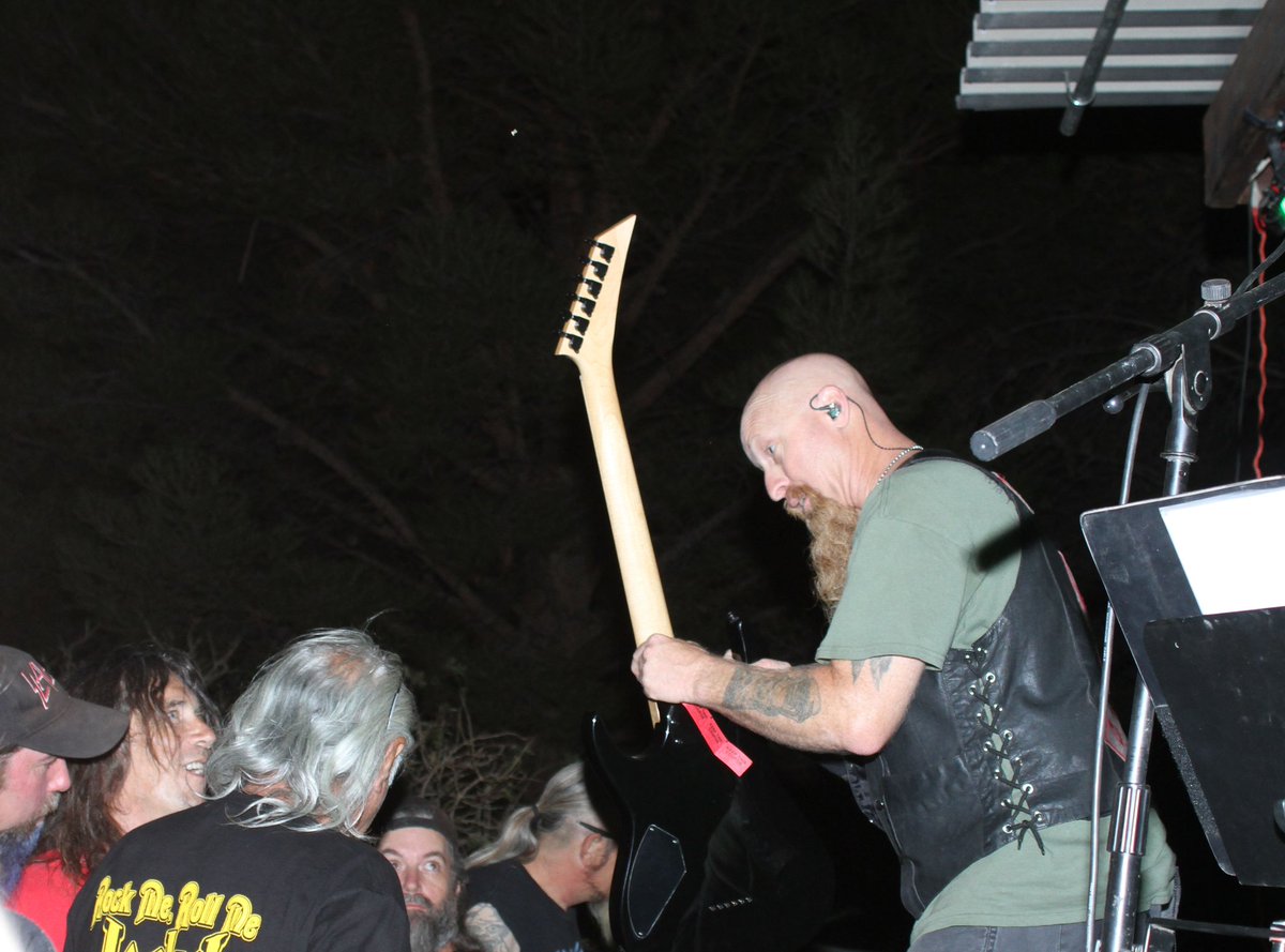 TTM Guitars tweet media