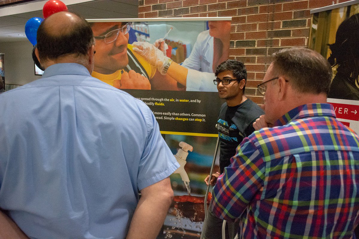 PennStateSL's tweet photo. We are ecstatic to host a Smithsonian Natural History Museum pop-up exhibit at Penn State Schuylkill, and last night we hosted a launch party to celebrate the opening of Outbreak: Epidemics in a Connected World! Visit https://t.co/QQnl2lDlY8 for more exhibit info! #DIYOutbreak https://t.co/t27WGMzI0H