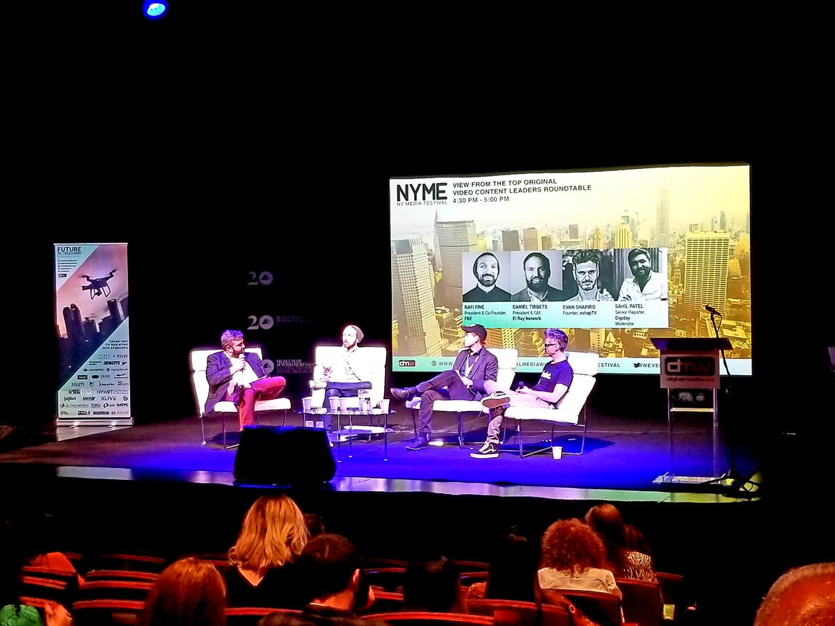 Gizelle is querying tweet media