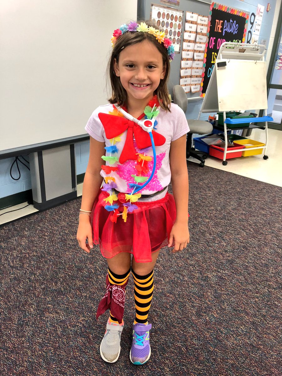 How cute are these kiddos? All decked out for Wacky Tacky/Pink Out day!