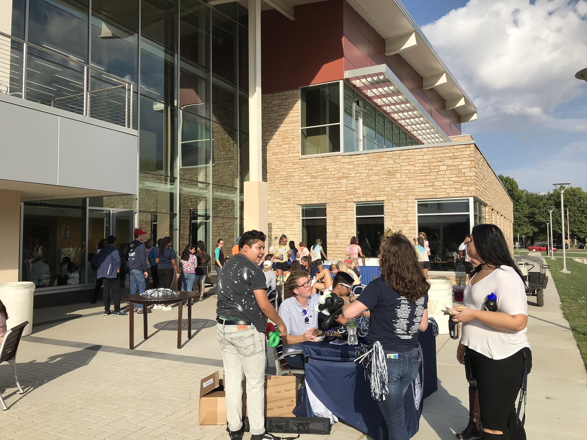 Illinois Springfield on Twitter "The UISedu tailgate is