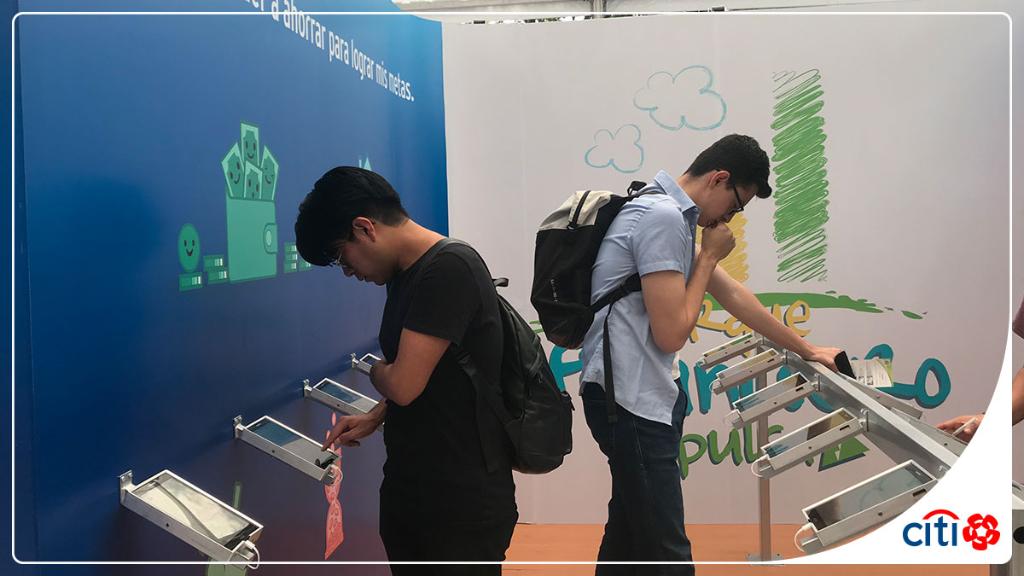 BanamexCS's tweet photo. ¡Conoce más de finanzas y cómo pueden convertirse en tu mejores aliadas! Visita nuestro stand en la #SNEF2018 https://t.co/67Y3YXz9Om