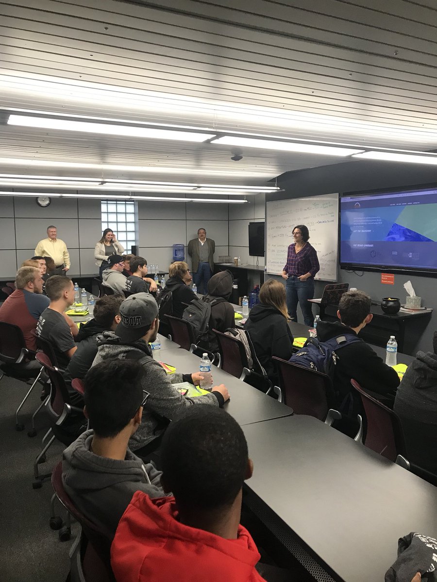 Denny Borse tweet media