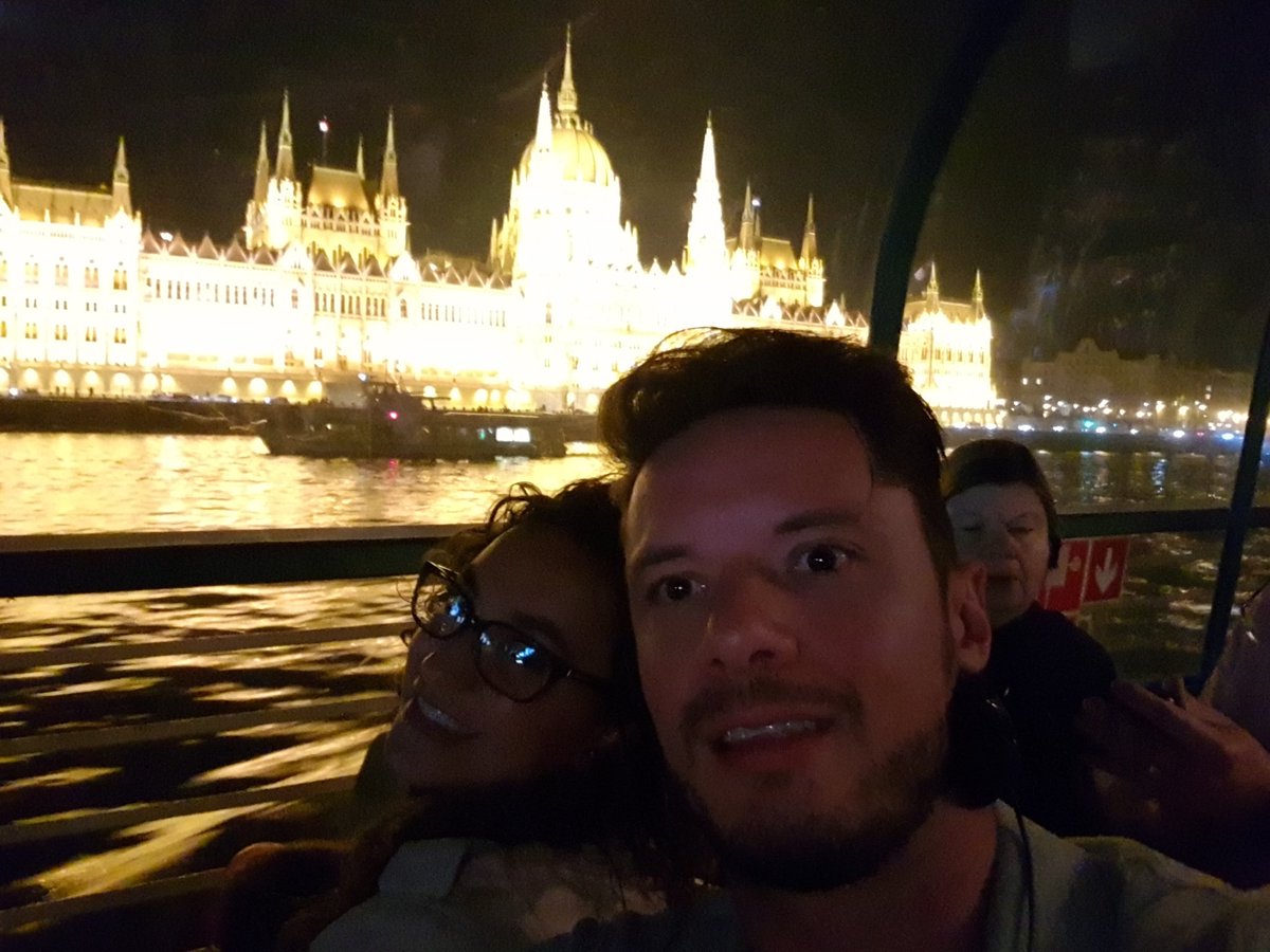 AlexxSepulveda's tweet photo. @alanxelmundo Budapest https://t.co/DmSnyRok2G