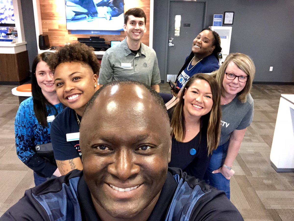 Always a good time when <a href="/DaleB1/">Dale S. Brown</a> and <a href="/Bh7316/">Brittany Harrison</a> show up! Thanks for visiting us! <a href="/carolinelparke/">Caroline Parke</a> <a href="/BigPumpinSquad/">Short Pump</a> #attemployee #mightiest #DawgPound