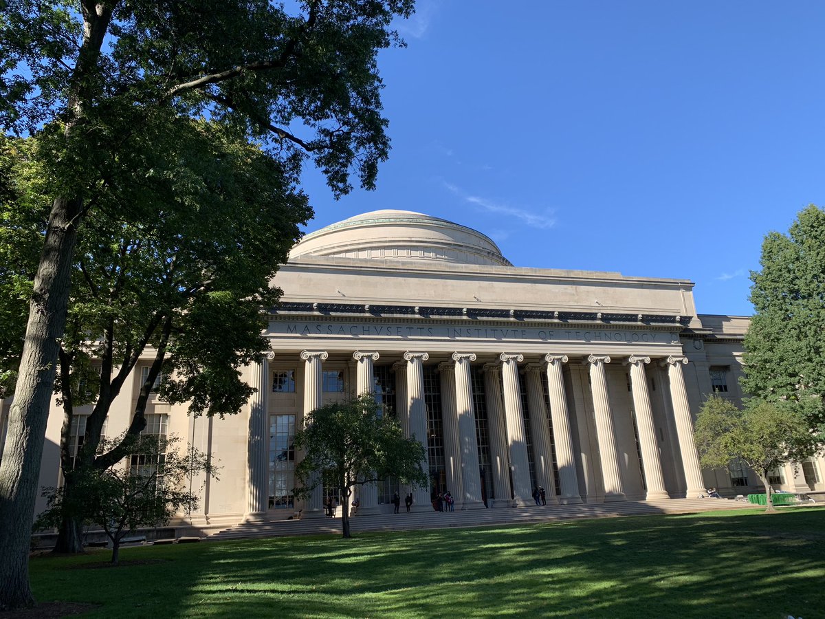 jack_gullen's tweet photo. Great to visit MIT in Boston today. Fantastic place full of incredible work. https://t.co/pIgPQxBTmx