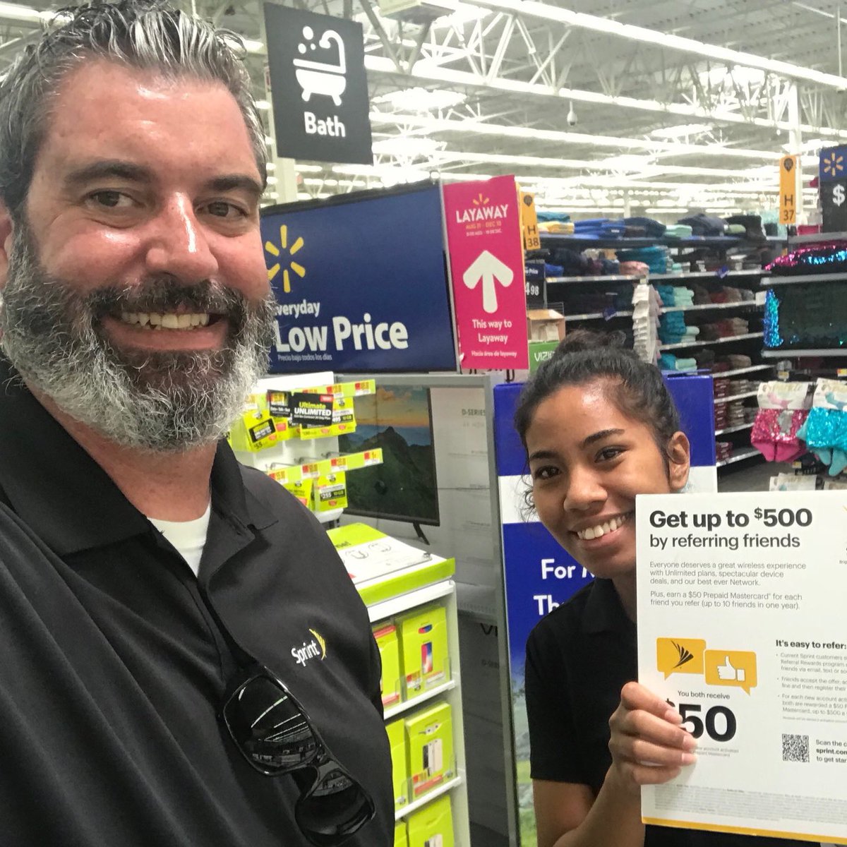 Our @Sprint TAKEOVER is underway in <a href="/Walmart/">Walmart</a> locations throughout the U.S.! Get your weekend started with some great deals 💛🖤 #SprintWMTKO