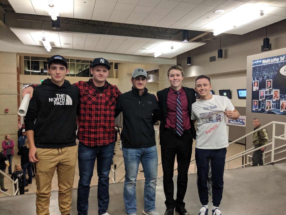 Andrew Tuttle (Andrew_Tuttle32) Twitter