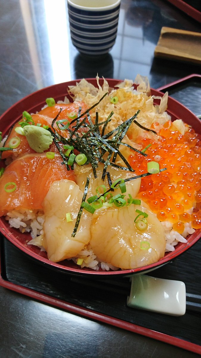 オチョロコマ 標津 郷土料理 武田の鮭三代漬け丼 うましっ オチョロコマ 標津 郷土料理 武田の鮭三代漬け丼 うましっ