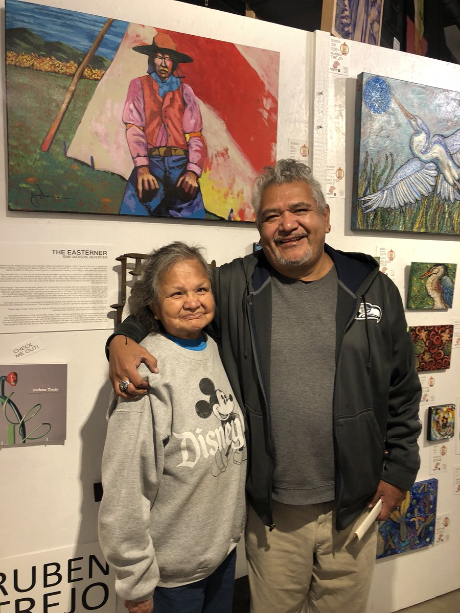 NanaAnuk's tweet photo. Quick stop before the #ZNation #Premiere to see my ole friend and artist #RicGendron. He lost everything in a fire this week but still has an amazing smile! 
#SupportLocalArts #NativeArtists https://t.co/jQPeKTT1HK