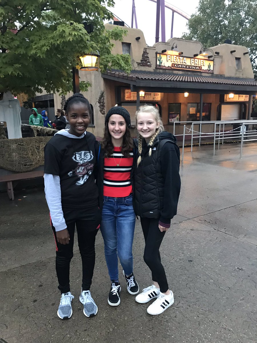 jean_nigel1's tweet photo. Six Flags 2018. #WildcatGr8 https://t.co/3nj7kpyaFI