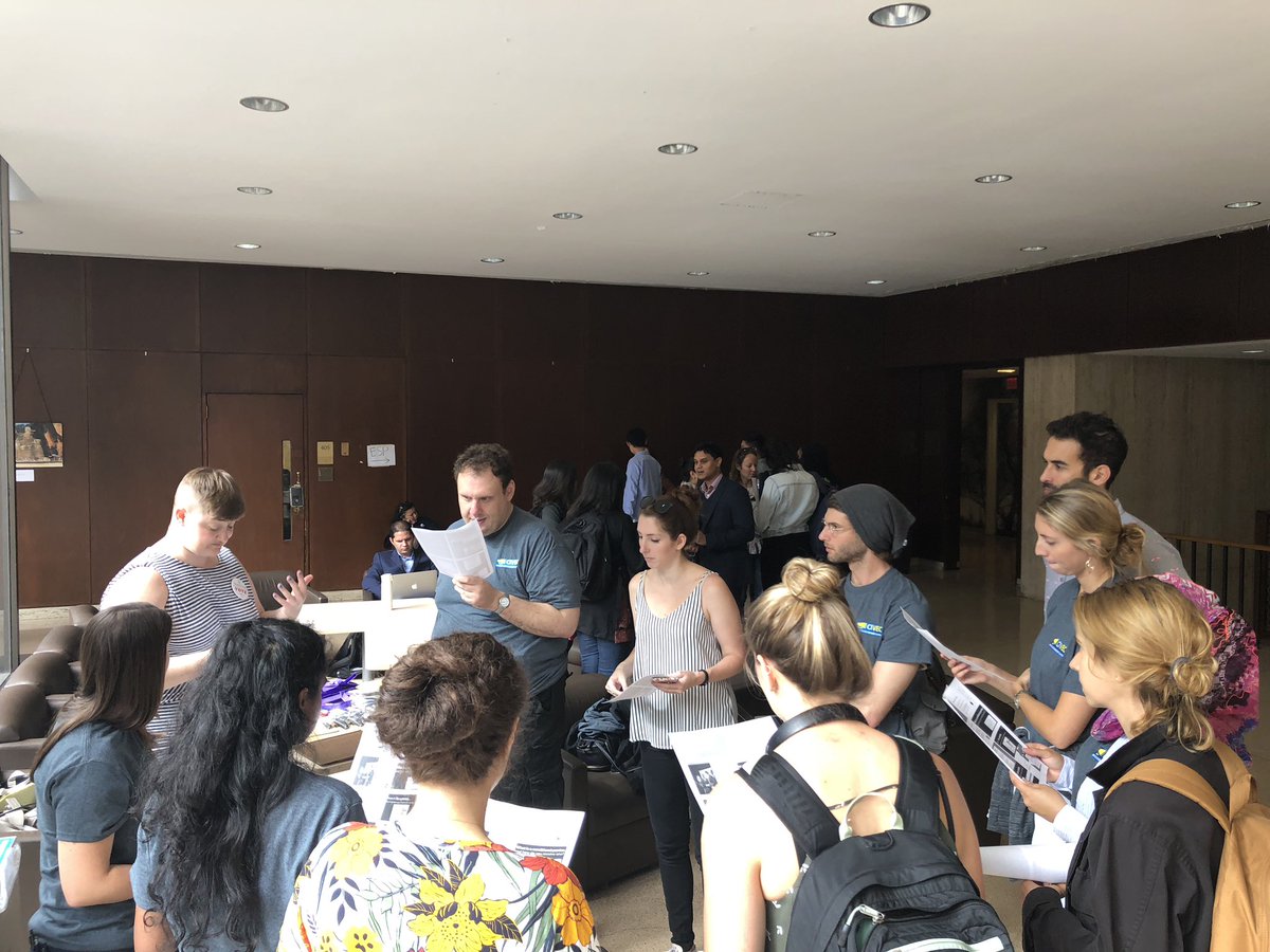 AndresCQTorres's tweet photo. Thank you all for coming out today to register voters in our community! Amazing energy, lots of enthusiasm on the ground, and lots of newly registered voters! @ColumbiaSIPA #SIPACivic&VoterEngagementCoalition #CiVEC #MidtermElections https://t.co/47RqYHViwZ