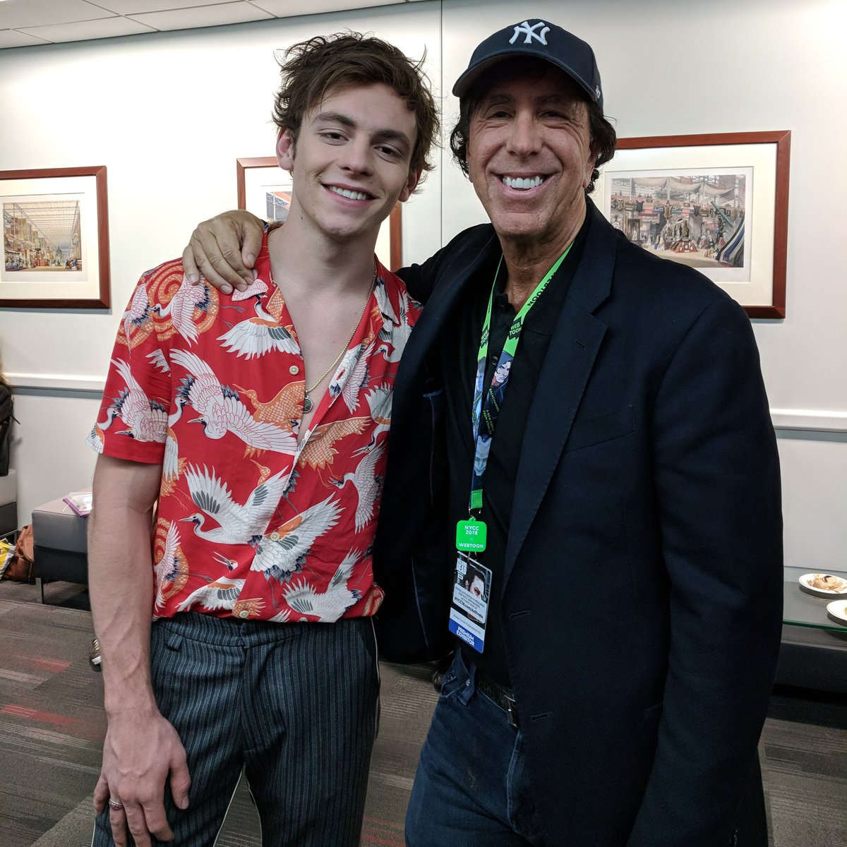 ArchieComics's tweet photo. Archie Comics CEO and #CAOS Executive Producer Jon Goldwater with @RossLynch, aka Harvey Kinkle, ahead of tonight's Netflix and Chills panel at #NYCC2018. https://t.co/3FWlnPdjcN