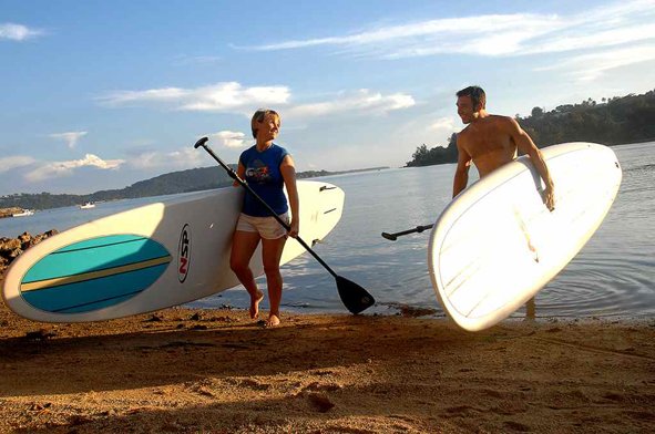 fatumarulodge's tweet photo. We are right on the waterfront. Grab a SUP and enjoy it!  https://t.co/MsNfIS5KHQ #greattraveldeals #fatumarulodge #fatumarubay #vanuatutravel #vanuatu #vanuatuislands #discovervanuatu @airvanuatu @FlyAirNZ @VanuatuIslands #portvila #tropicalholidays #SUP #watersports https://t.co/7p1ULDAdNZ