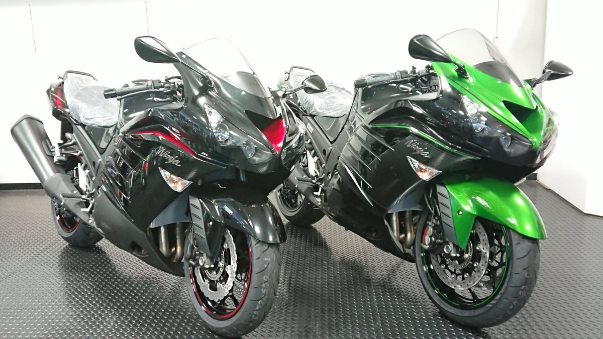 八尾カワサキ Yaokawasaki A Twitter Ninja Zx 14r Abs 展示中 19年モデルninja Zx 14r Abs Ninja Zx 14r Abs High Gradeを東大阪店に展示しております カワサキを代表するハイパフォーマンスツアラーです ぜひ店頭でご覧下さい カワサキ Zx14r Ninja