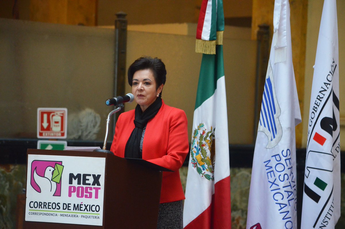 CorreosdeMexico's tweet photo. En la ceremonia de cancelación de estampilla por el 25 Aniversario del @INAMI_mx participó la Dir. Gral. #Sepomex @NidiaChavezR la Subsria. Población, Migración y Asuntos Religiosos de la @SEGOB_mx @patriciacranss y el Director del Instituto, Gerardo García Benavente #25INM https://t.co/jzrjopmMaN