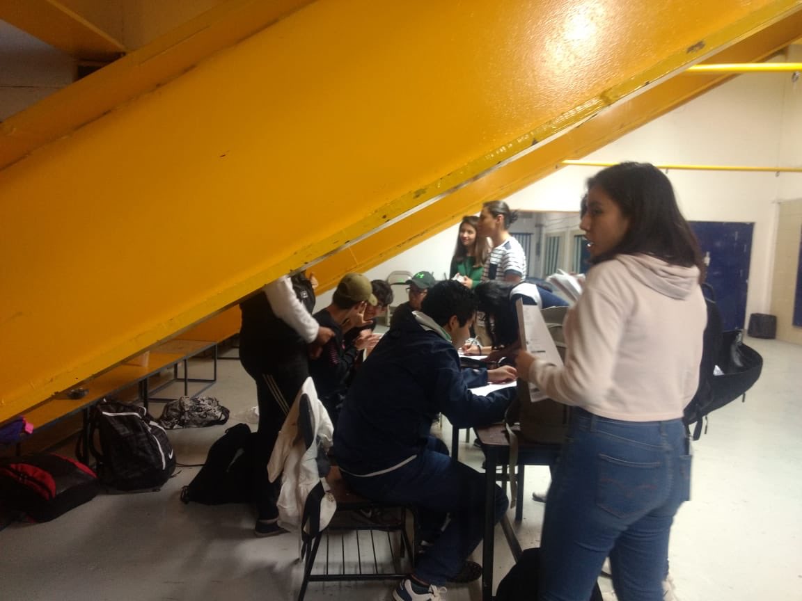 TlalpanSi's tweet photo. Hoy terminamos el periodo ordinario de recepción de documentos en #ENP5 agradecemos las facilidades a la autoridades y el gran compromiso de los jóvenes que serán beneficiarios de @P_Prepa_Si este periodo. #PrepaSiTlalpan #ZonaSur https://t.co/bswkz9pkUk
