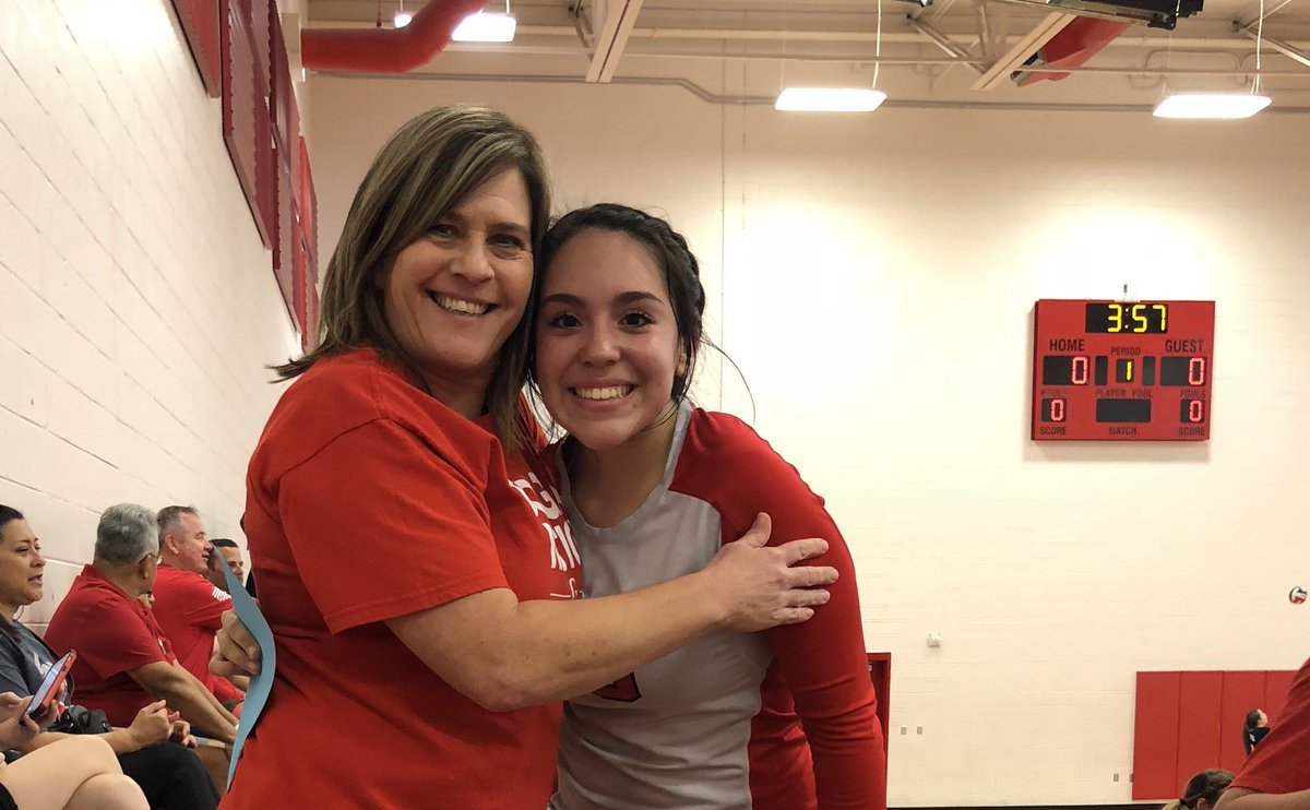 CHSBakerFCS's tweet photo. So honored to be invited by Ariana Villanueva to the Faculty Appreciation Freshman Volleyball game! @CanyonPrincipal @canyonhscougars https://t.co/I5fn7JLO4h