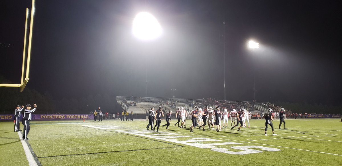 WAOWPhotog2's tweet photo. Rapids with a passing TD of their own, SPASH still leads 14 to 7 #SportsExpress9 https://t.co/WGBoo0mbA0