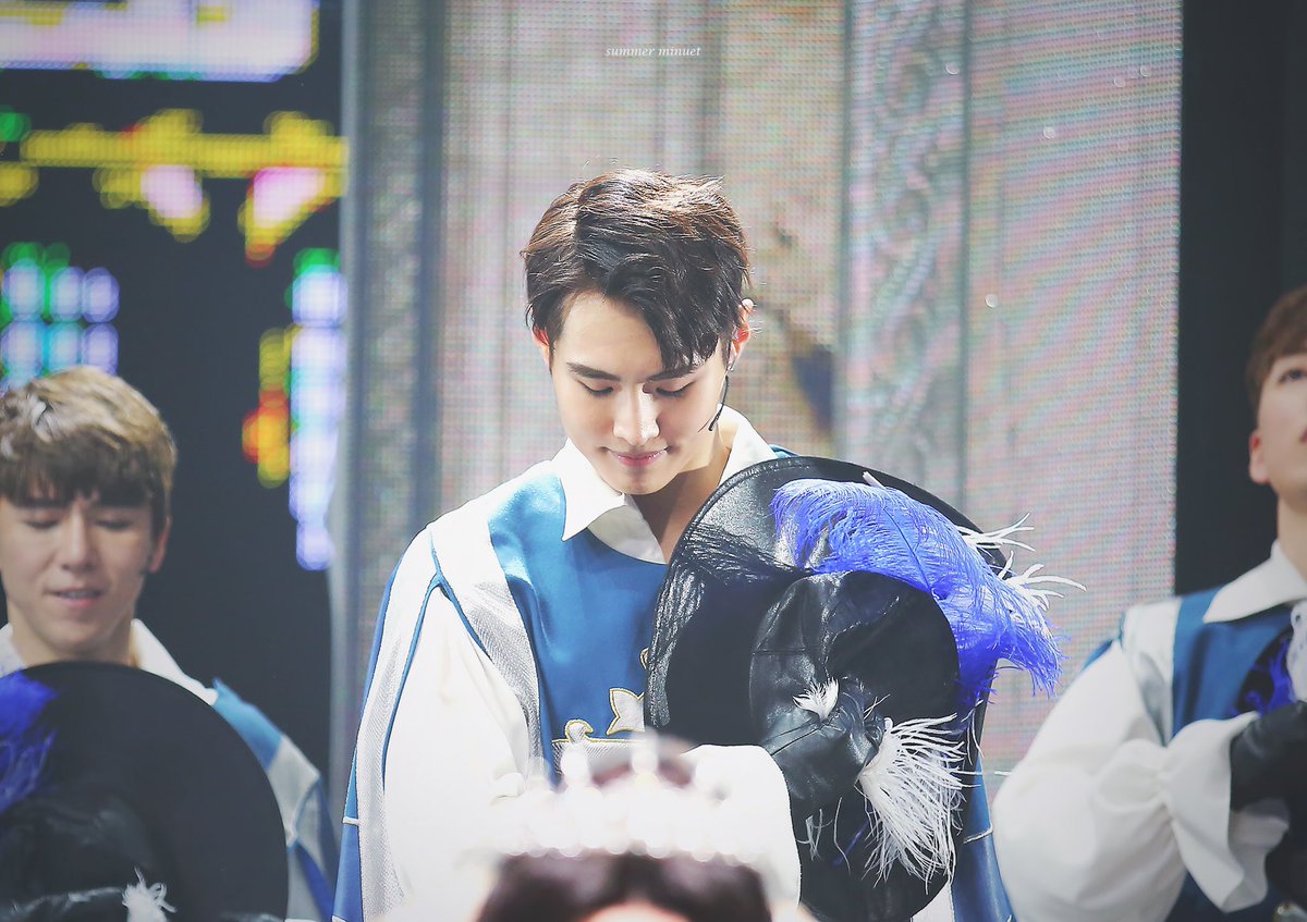 19910702com's tweet photo. 181005 아이언마스크 커튼콜
분위기 미쳐따,,,,,😭👍
-
HQ >>> https://t.co/9AMwkrQHAo
-
#이민재배우님 #이민재
#아이언마스크 #뮤지컬 #커튼콜
#압구정 #광림아트센터bbch홀 
#뮤지컬배우 #앙상블 #공연 https://t.co/SAJFRoCAIM