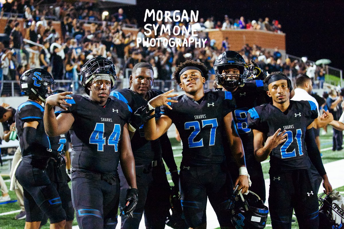 morgansymonepic's tweet photo. @SCSharkFootball 
shadow creek hs football.
9.28.18.
photos by morgan symone. https://t.co/xQZ27jKOjw