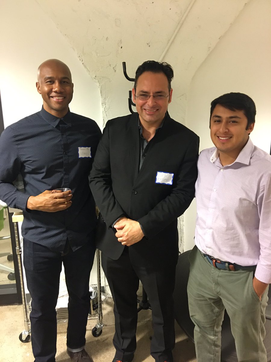 LilsG31's tweet photo. That’s a wrap for #latinxtech day 1 in #Detroit with amazing, dedicated community & organizers reppin’ the community con FUERZA! #SWDET @KaporCenter @StartupWeekend @hah_vee_AIR @GrandCircusCo https://t.co/gDTgkTbywh