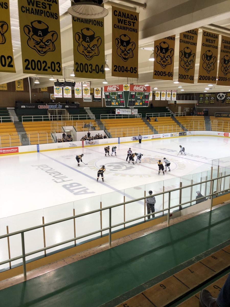 jroilerswhite's tweet image. Here we go!! #thirdperiod