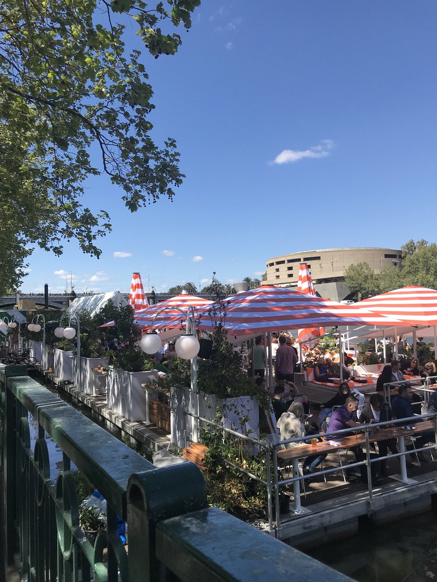 DaniellePoulos's tweet image. Yesterday in Melbourne - flowers in Hosier Lane, Arbory Afloat on the river.