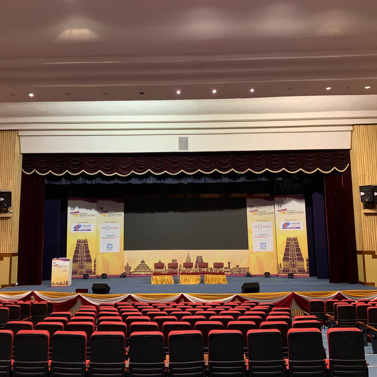 AnandLab's tweet photo. After the success of the pre-conference workshops and CME over the last two days, we are all geared up for day one of the conference at #KAPCON2018 organised by Anand Diagnostic Laboratory https://t.co/WPnd87ljoP