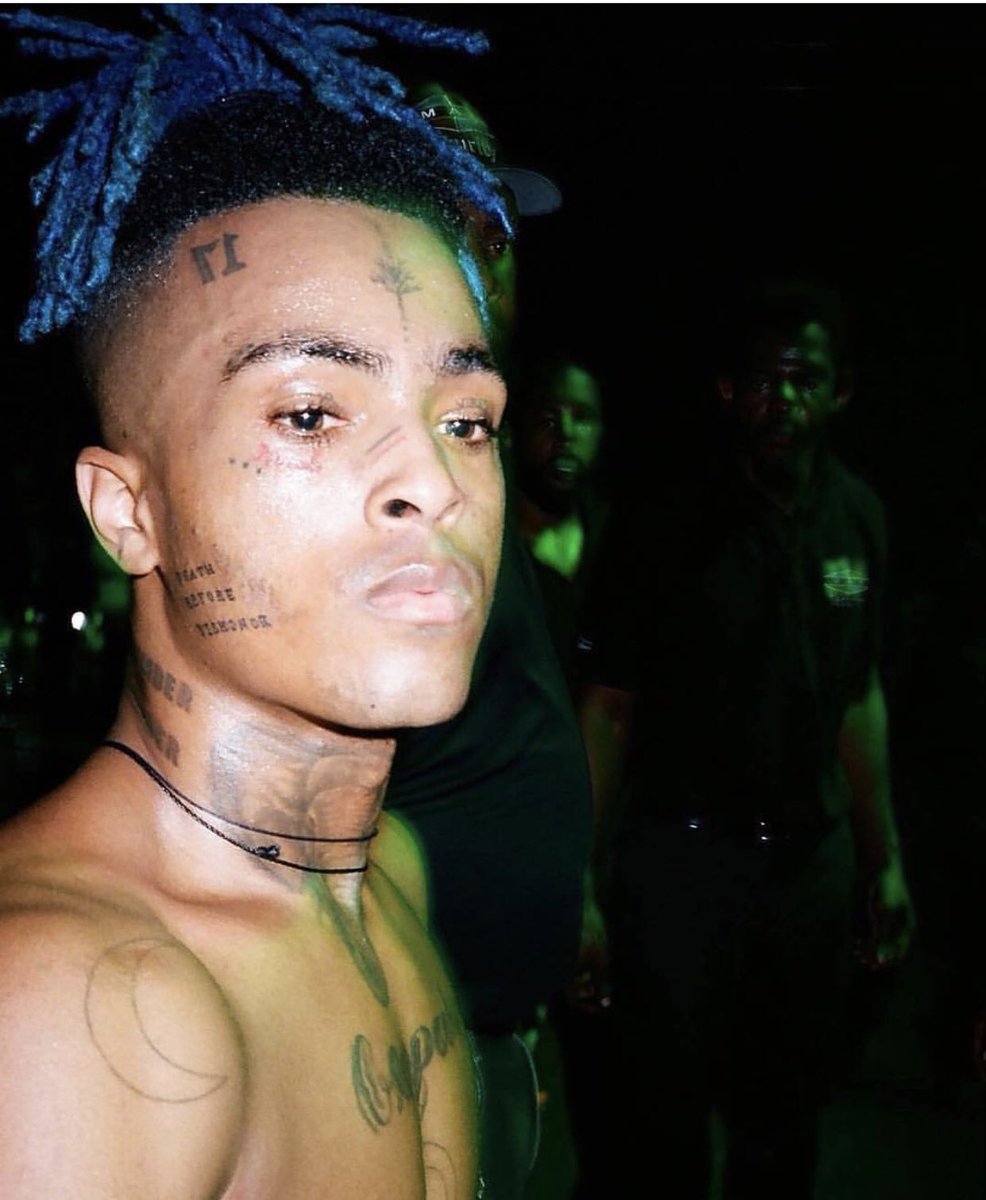 Nala11112's tweet photo. I'm voting for @xxxtentacion for New Artist of the Year at the #amas https://t.co/v5aZwkXqCH