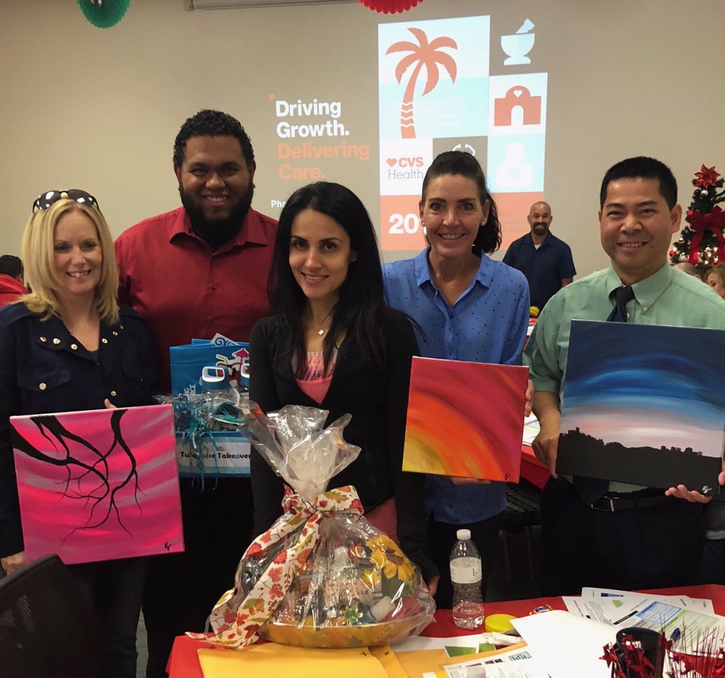 KenAhlrich's tweet photo. Great meeting...Great Team... Great Region! Time to turn good to Great! #TransformationalLeadership #D6403 @MaureenCormier2 #GREAT https://t.co/3tZPT46xkA