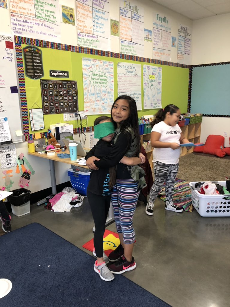 chinaarancibia's tweet photo. As students explore where they see teamwork in the real world. We learned about animal teams!!! Meerkats are masters of teamwork and at the foundation of their ability to work together is trust. So why not do a trust walk with students, teachers, and families. #PBL #HTECV https://t.co/uBgwRNqUdF
