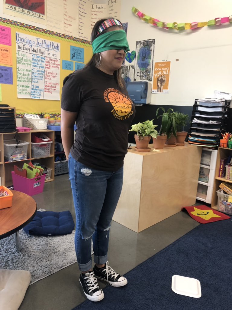 chinaarancibia's tweet photo. As students explore where they see teamwork in the real world. We learned about animal teams!!! Meerkats are masters of teamwork and at the foundation of their ability to work together is trust. So why not do a trust walk with students, teachers, and families. #PBL #HTECV https://t.co/uBgwRNqUdF