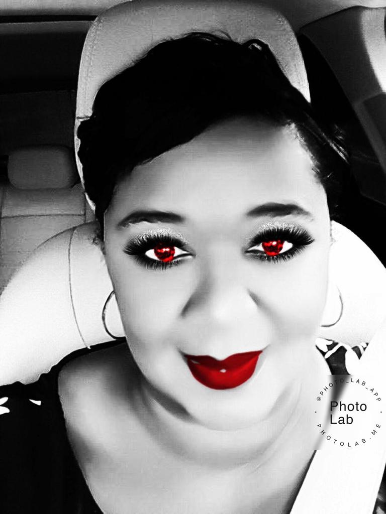 TheRealMiMiS's tweet image. #Devilicious 💋 😉 #reddevil 😈 #Halloween 🍊 #reddontcare #redlips #redeye #red #redwine #rediculous 😁