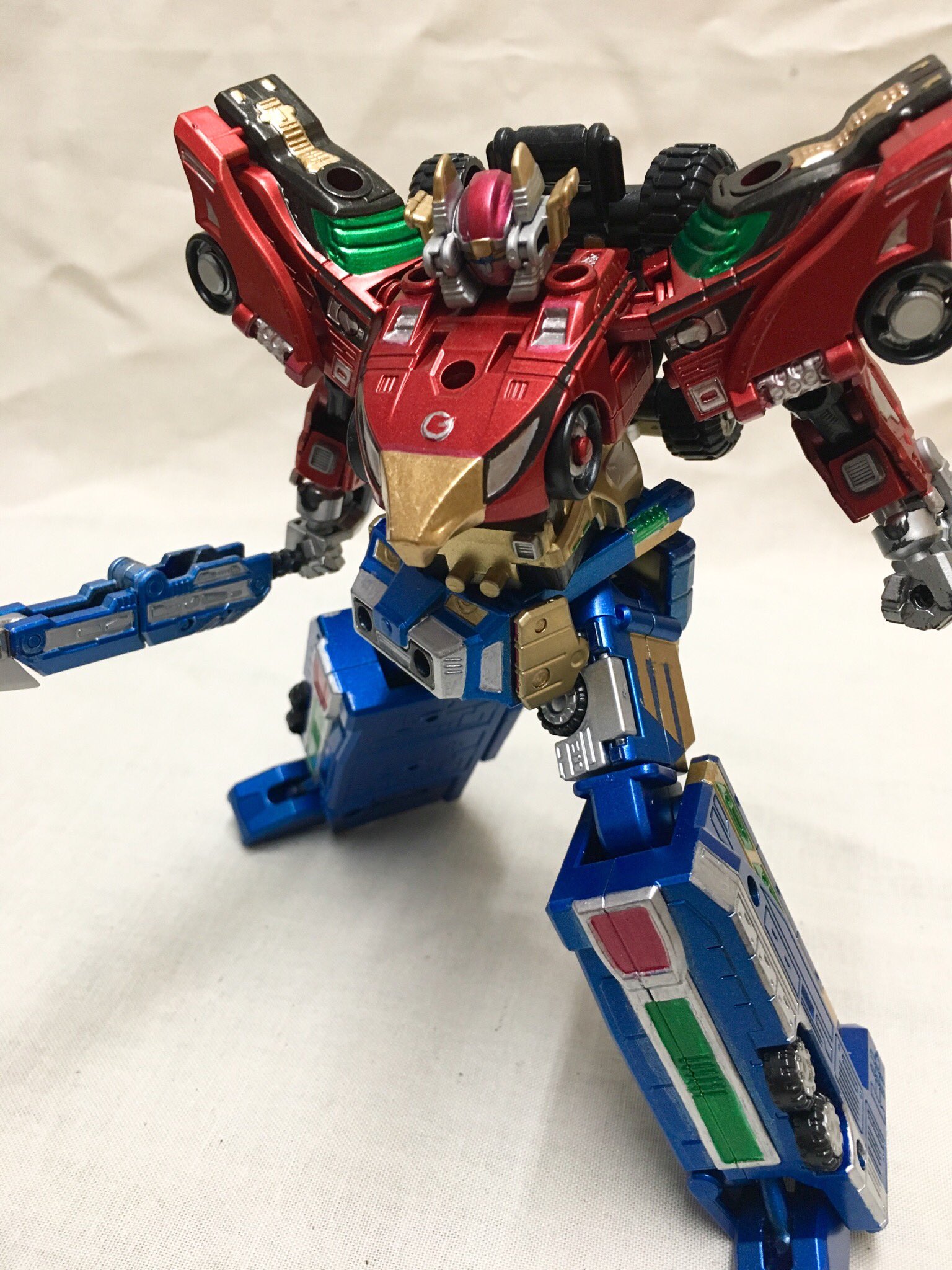Battchi フル塗装 エンジンオー 遂に完成しましたぜ やはりメカ系戦隊ロボはメタリック塗装がバリ映えるなぁ メチャクチャ頑張って作りましたバッチ流エンジンオーです スレッド形式でレビューしますので是非お付合い下さいませ ﾟ ﾟ