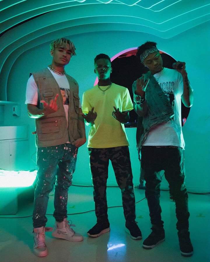 Lxntique_csa's tweet photo. SA hip hop is in good hands.🔌💯
@Shane_Eagle 
@Nasty_CSA 
@reece_youngking 
Trust and believe in the kids🔌✊ https://t.co/3oC3q2RcEu