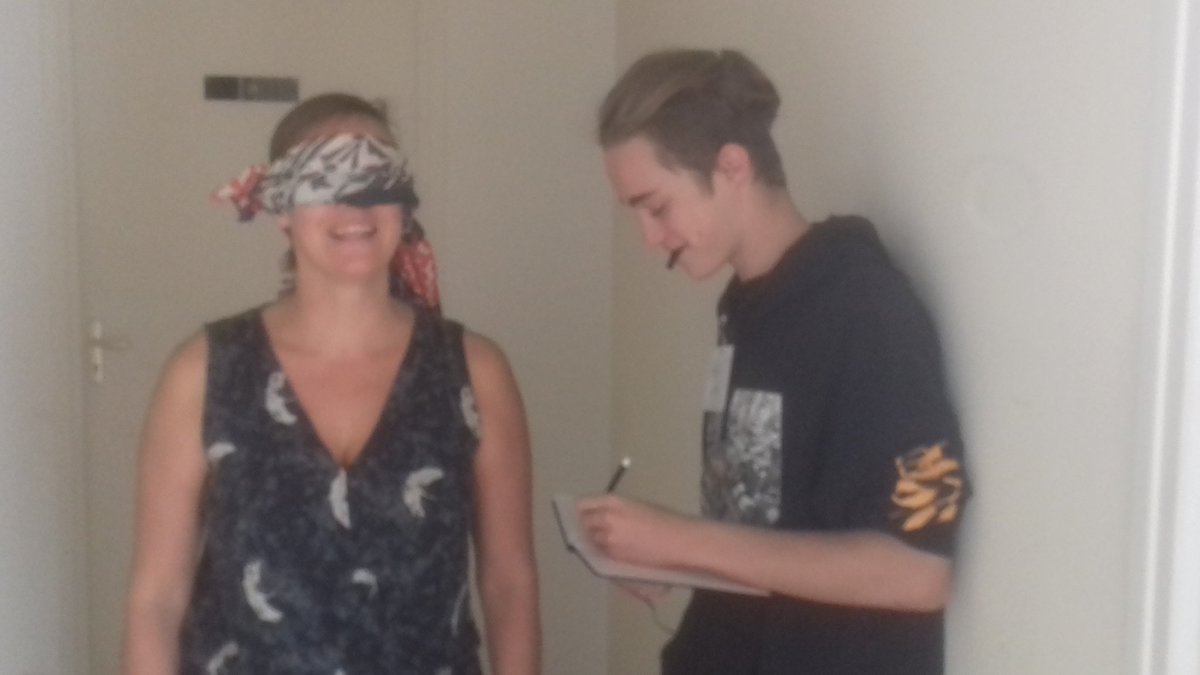 margaridaromero's tweet image. C&apos;est parti pour l&apos;atelier #penseeinformatique et usages créatifs du numérique avec @microbit_edu @KidsCoding @classcode_fr @creasmartedtech @fabline06 @ESPE_Nice @ChristelleGe @ERUNice1 @benjaminlille21 @thiabou_mb #5c21 #vibotlerobot