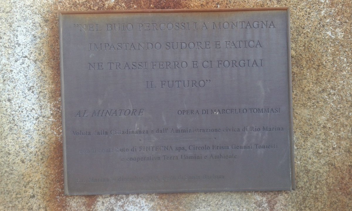 "Nel buio percossi la montagna/impastando sudore e fatica/ne trassi ferro e ci forgiai/il futuro"

Monumento Al #Minatore
Opera di Marcello Tommasi 

#Riomarina 
#isoladelba 
#visitelba 
#visitTuscany