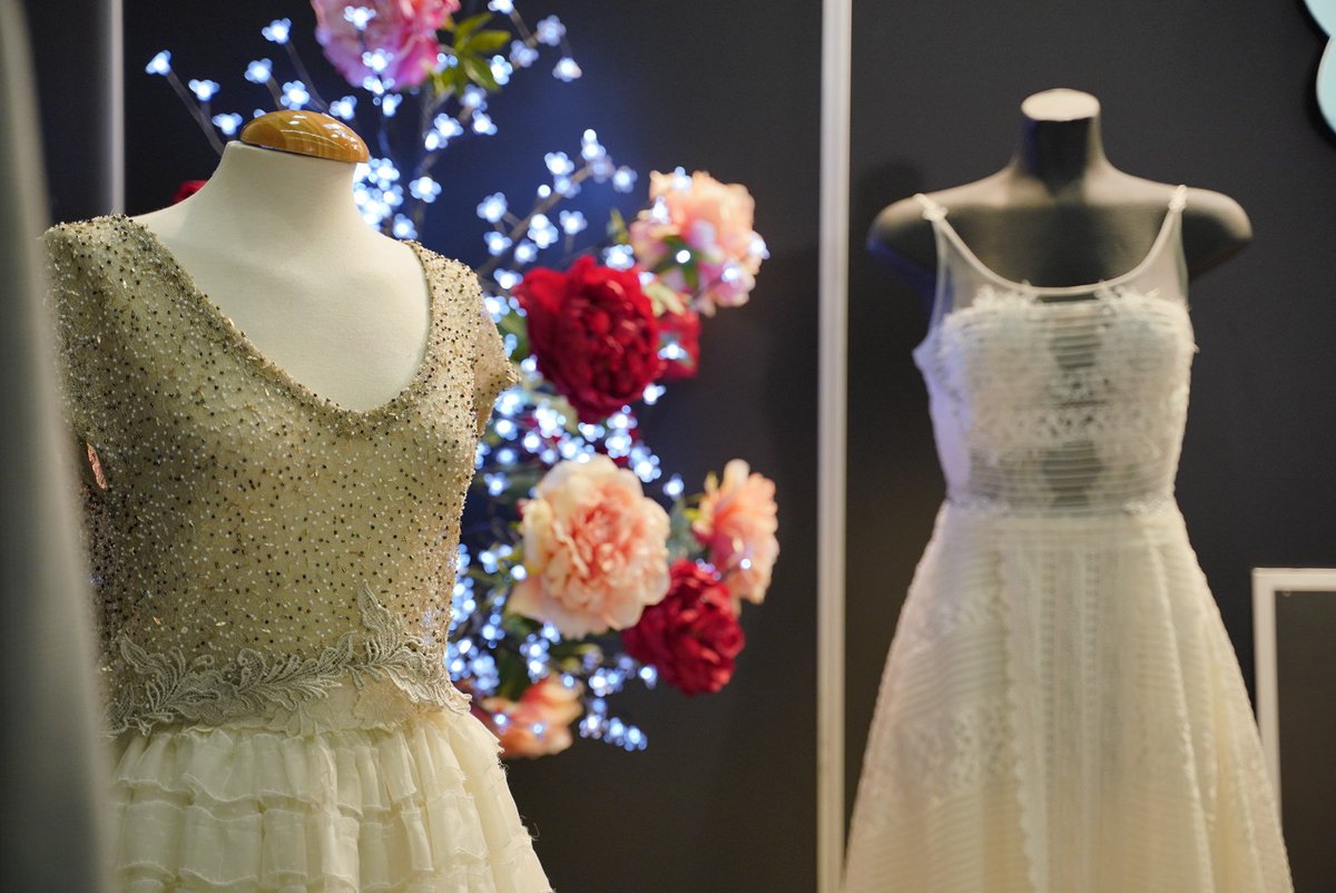 Bec_Expobodas's tweet photo. 🤵👰 A las 11:00h comienza la segunda jornada de #Expobodas con una gran oferta para las futuras parejas en @BEC_Bilbao 

#Bodas, #comuniones y todo tipo de #celebraciones.
https://t.co/UidNzRfSLk

Sábado de 11:00h a 21:00h 
Domingo de 11:00h a 20:00h https://t.co/T2Ck8uboYx