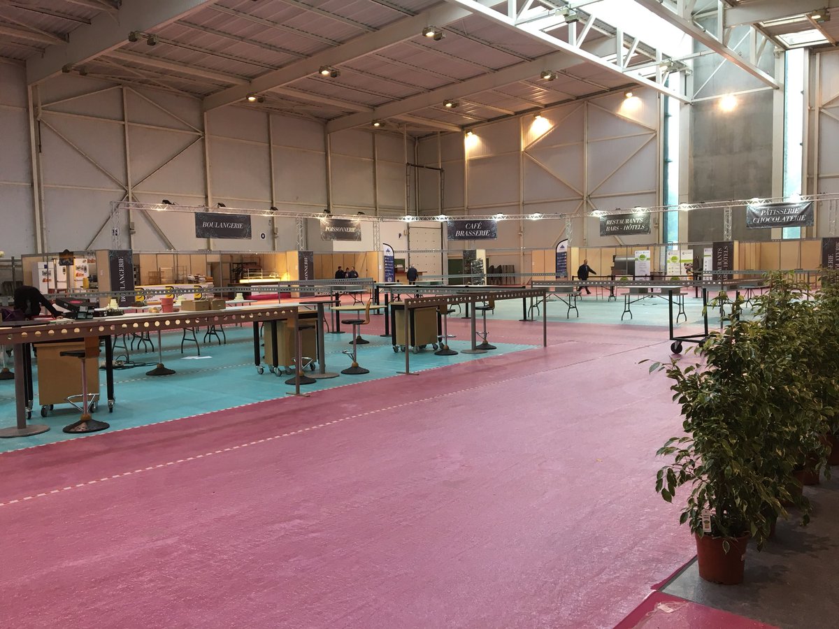 CMBNiort's tweet photo. J-1 avant la grande ouverture. Le @CMBNiort sera heureux de vous accueillir demain dès 10h30 pour cette #14emeediton placée sous le signe de l’#excellence ! https://t.co/34k3WTMDXm