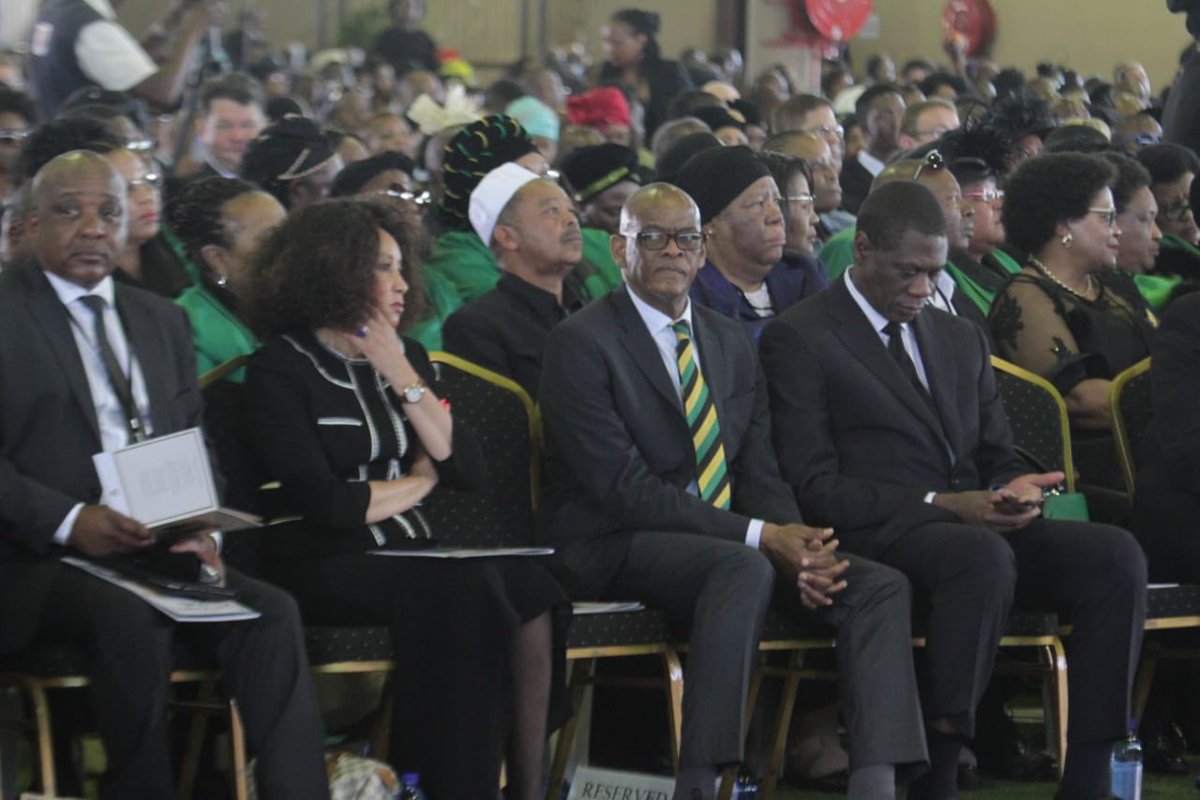 Ace Sekgobelo Elias Magashule tweet media