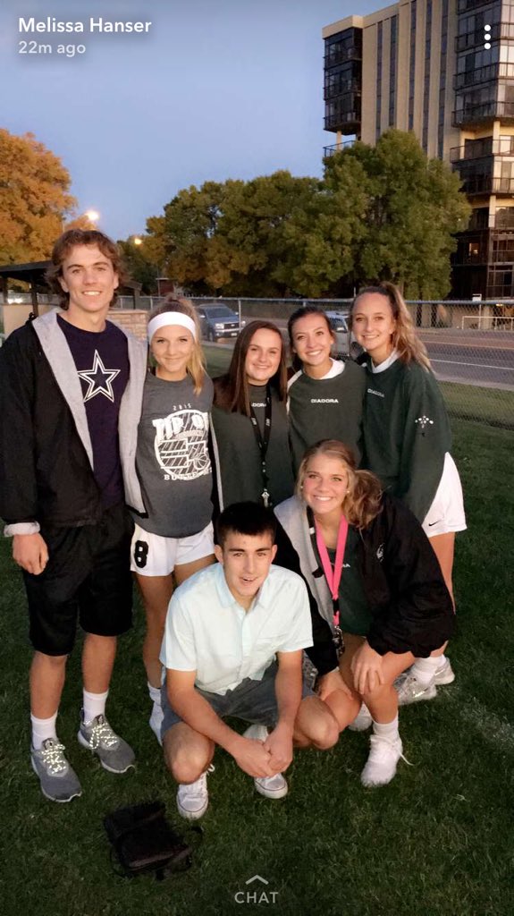 LyleMaggie's tweet photo. happy birthday @jbyorth11 have a good one ❤️🍻 https://t.co/rgpwWQ2FPQ